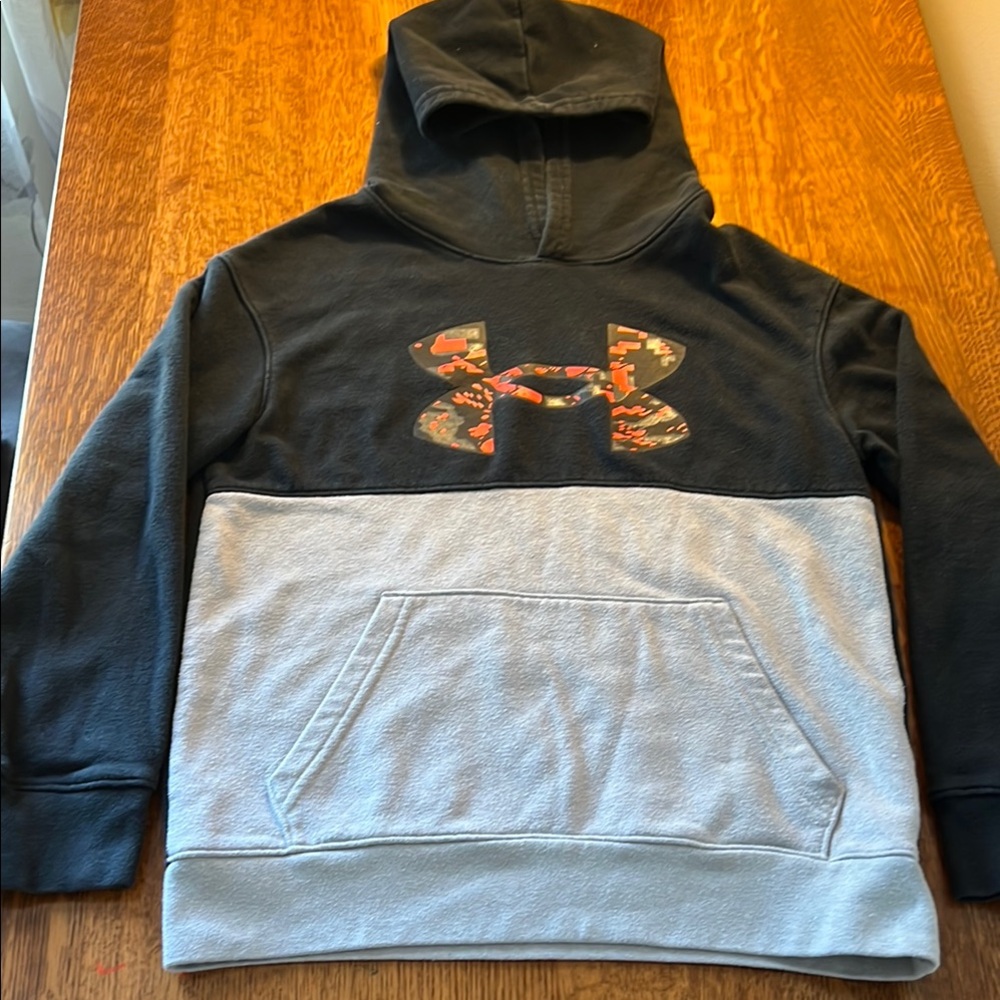 Under Armour Black and Gray Sweatshirt with Camouflage Logo